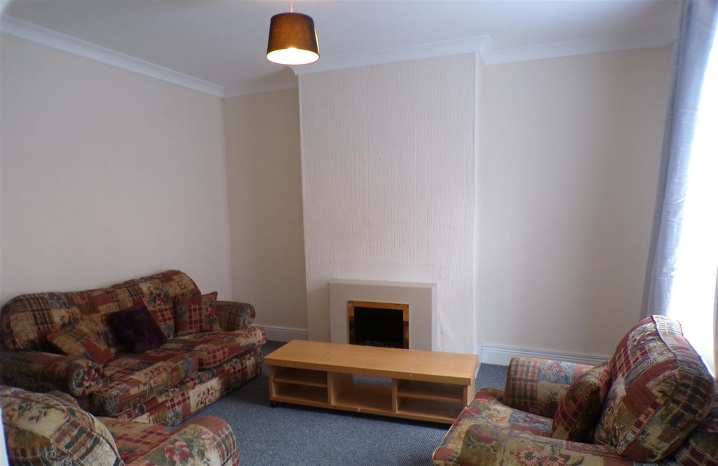 Property photo 2 of 6 100_4986.Jpg
