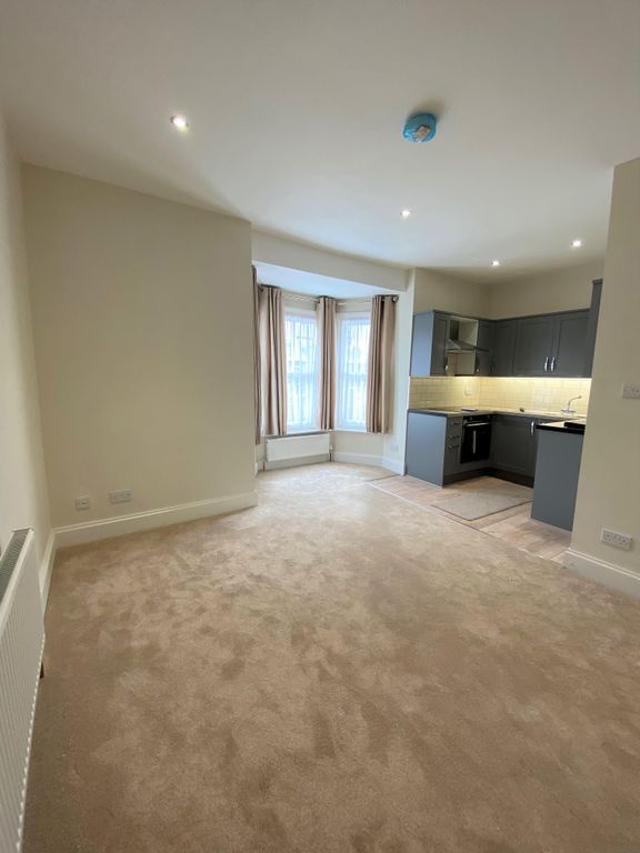 Property photo 2 of 5 Living Room