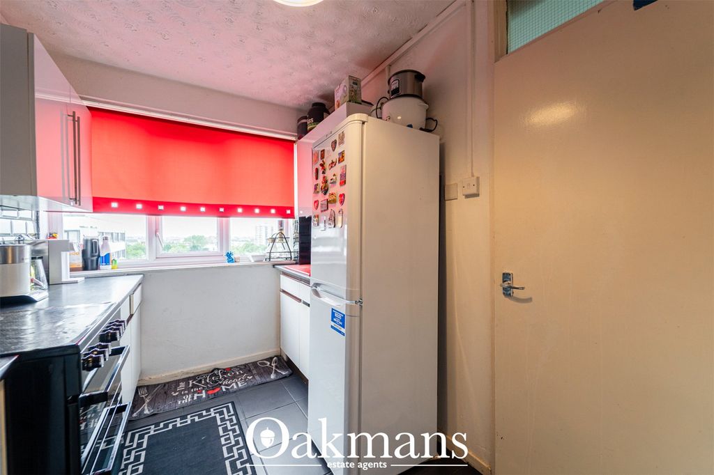 Property photo 2 of 22 Picture No. 01