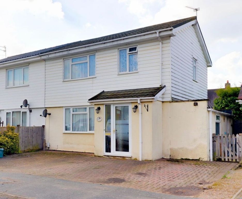 Property photo 2 of 34