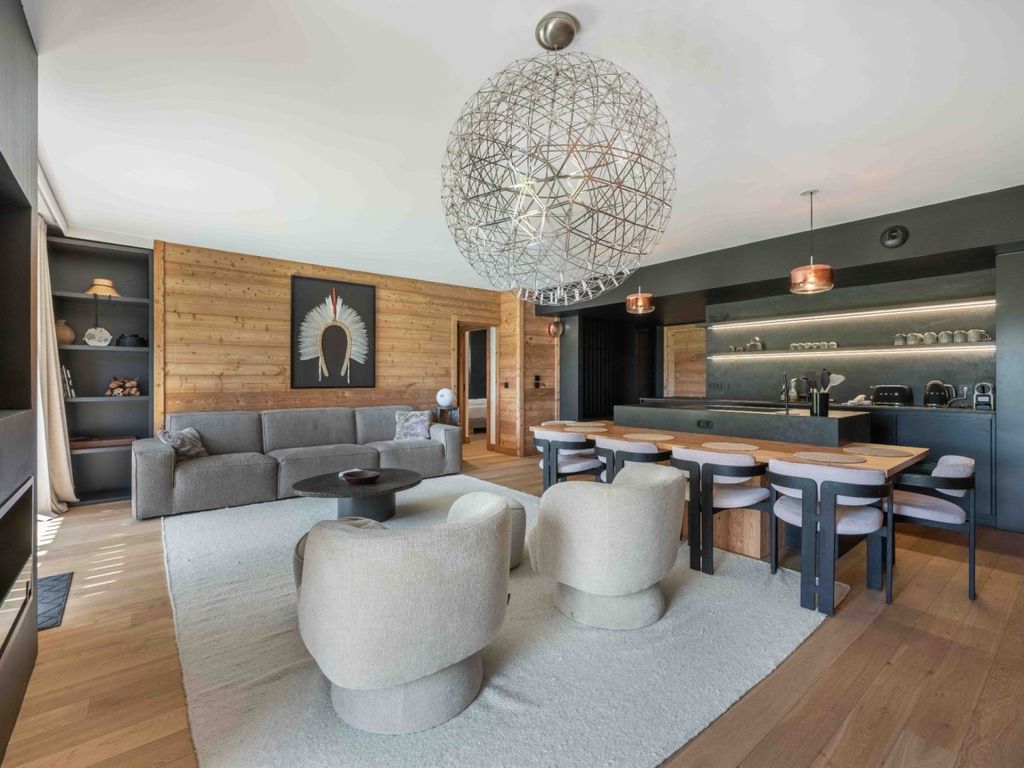 Property photo 3 of 12 Megeve Apartment For