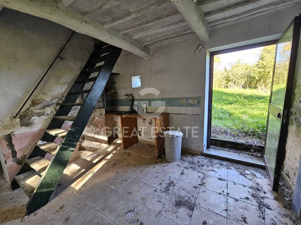 Property photo 2 of 15 Interiors