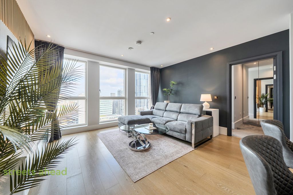 Property photo 2 of 13 5d9d6Bb6-F223-4Ad...