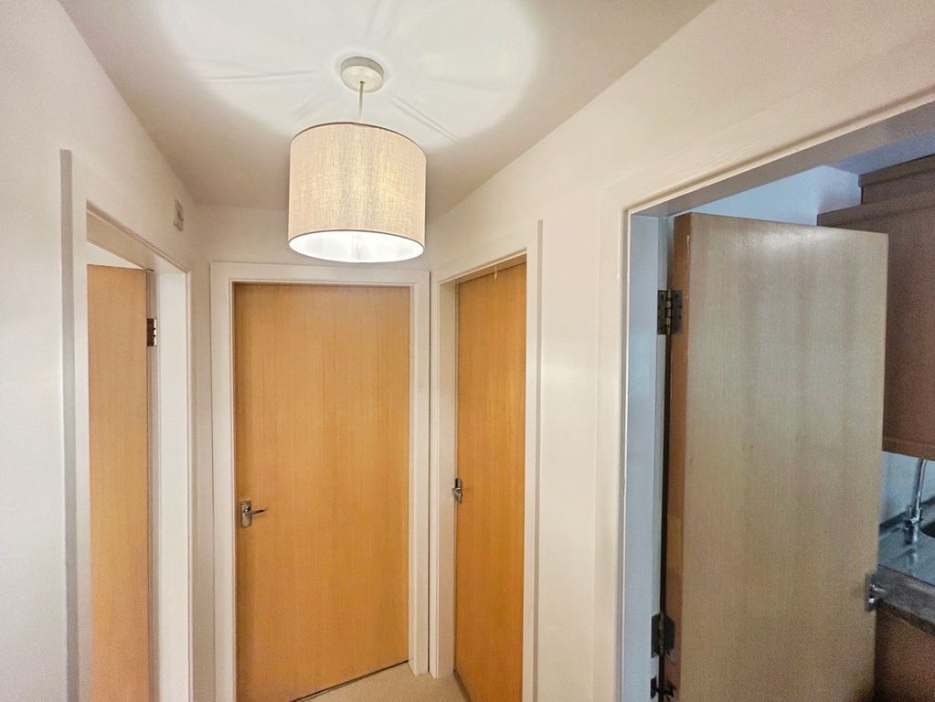 Property photo 3 of 18 Internal