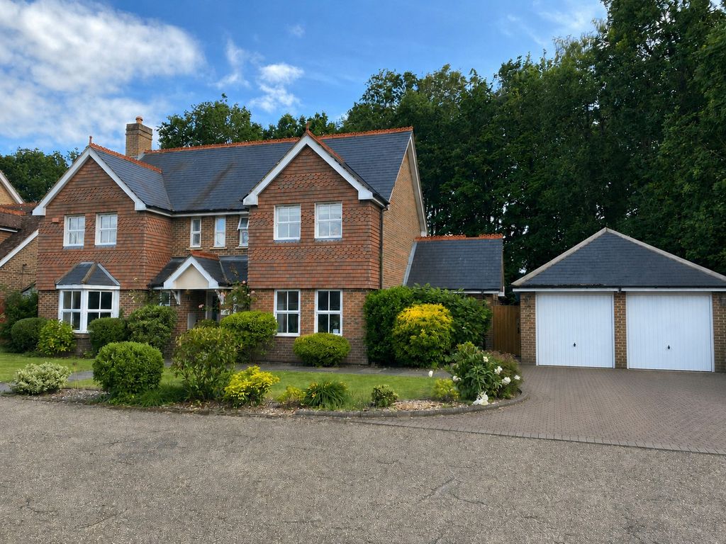 Property photo 1 of 2