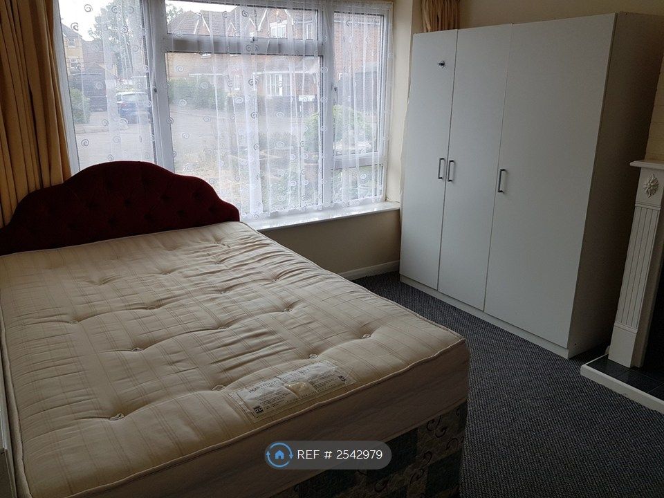Property photo 2 of 16