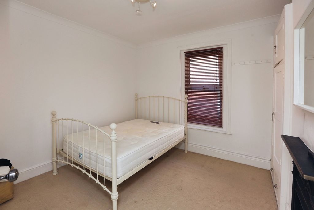 Property photo 3 of 15 Pbox-Img.Jpg