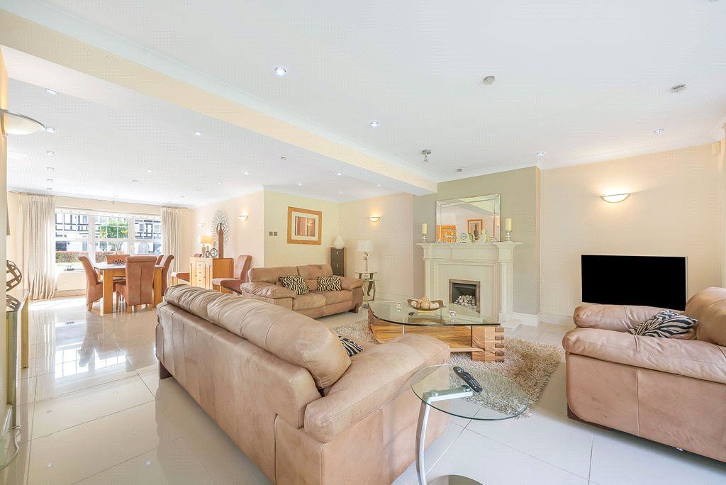 Property photo 3 of 24 Picture No. 04
