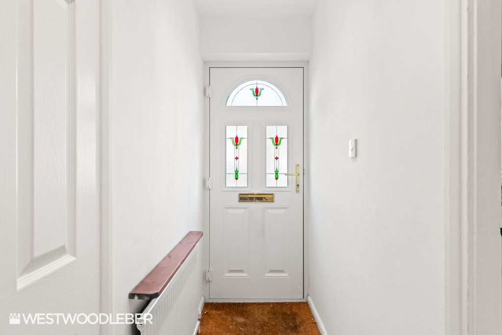 Property photo 2 of 38