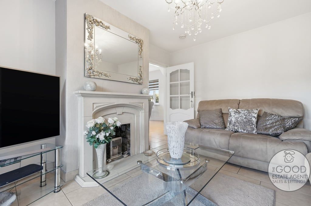 Property photo 3 of 23