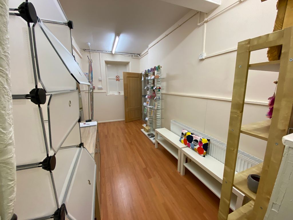 Property photo 1 of 10 Waiting Area