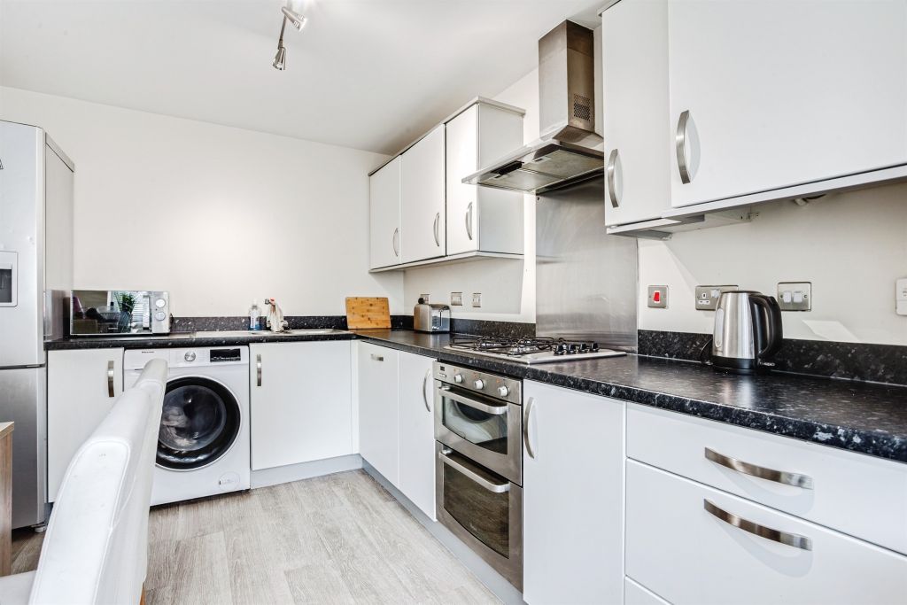 Property photo 3 of 16