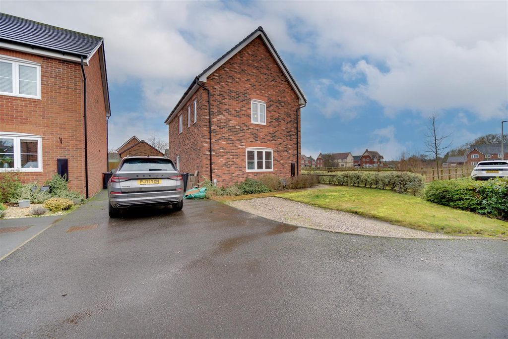 Property photo 2 of 22 Dsc_0446-Dsc_0450.Jpg