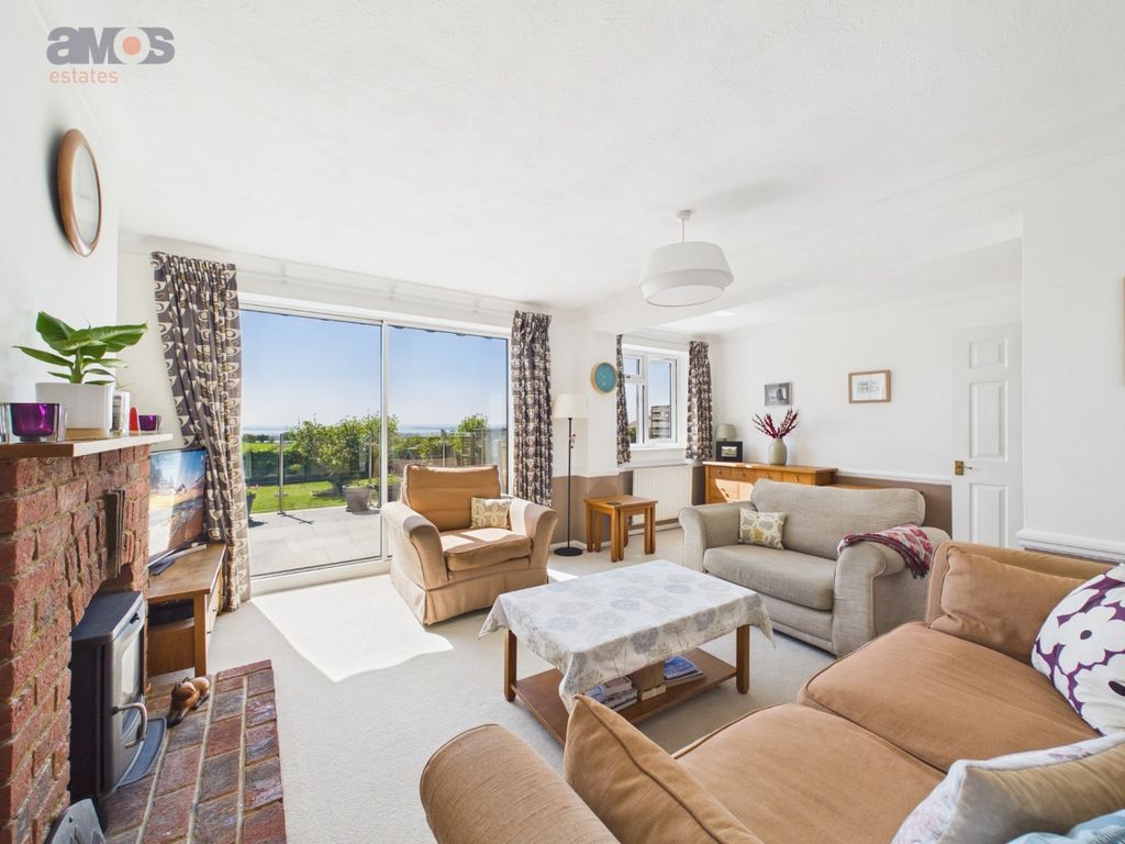 Property photo 3 of 27 4895196