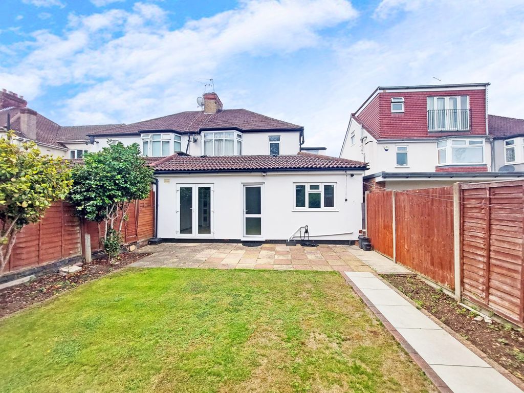 Property photo 2 of 19 4314921