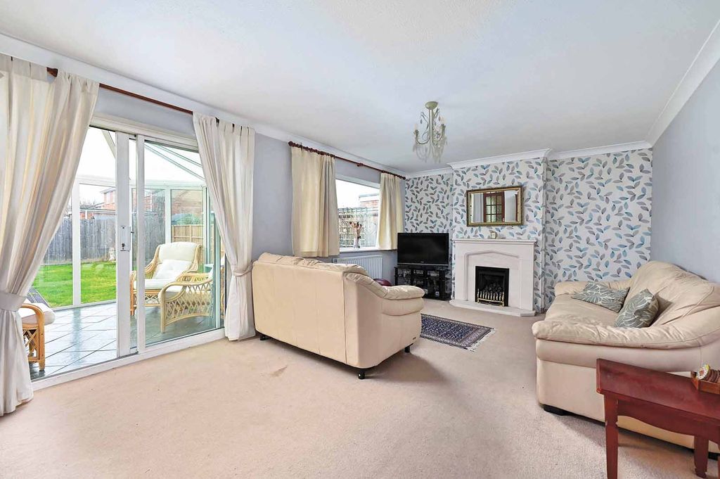 Property photo 2 of 12 1-Burley-Way (3)