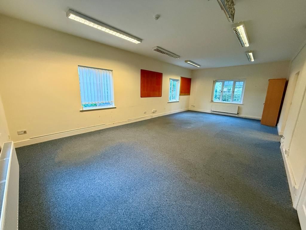 Property photo 2 of 13 Room