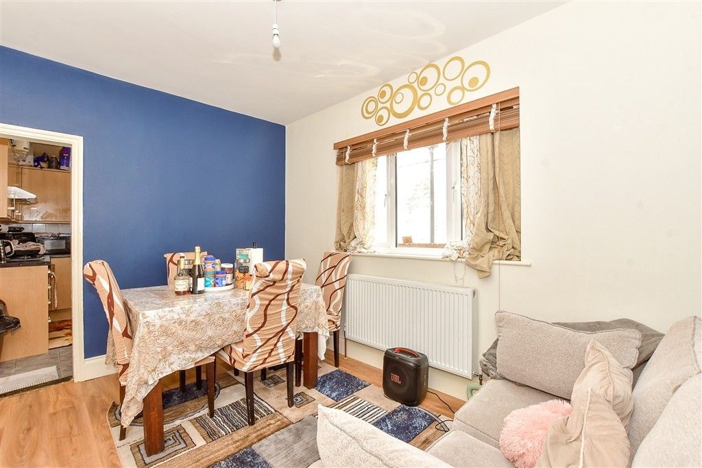 Property photo 3 of 9 Dining Room