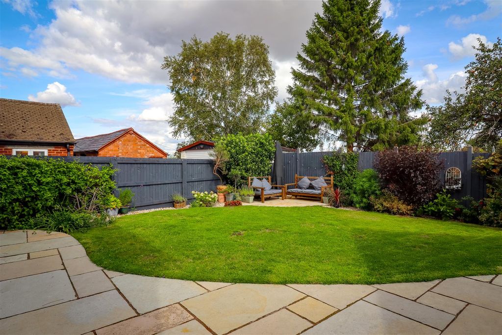 Property photo 3 of 31