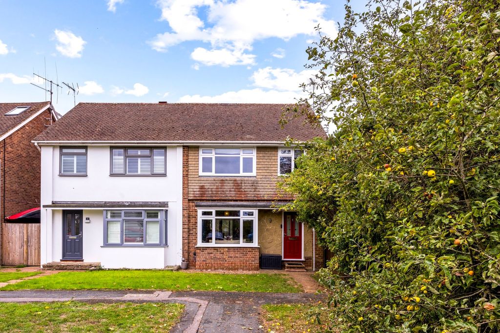 Property photo 1 of 33