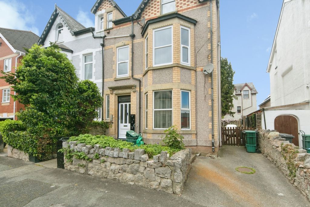 Property photo 1 of 10 Pbox-Img.Jpg