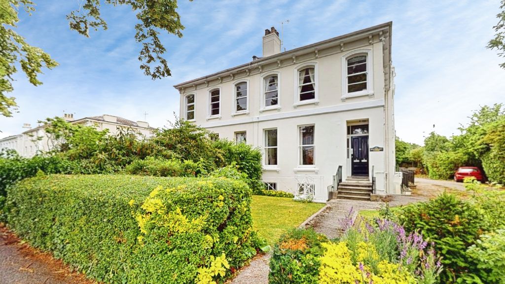 Property photo 1 of 15 579F4F0E-06182026_155223