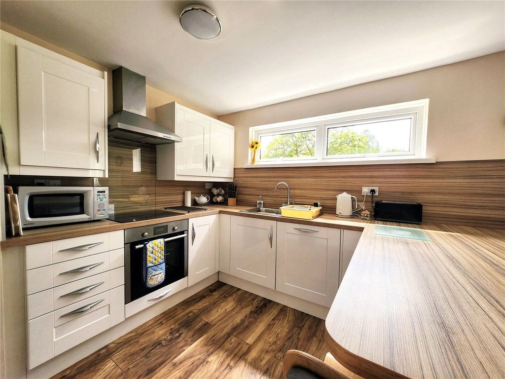 Property photo 2 of 18 Picture No. 02