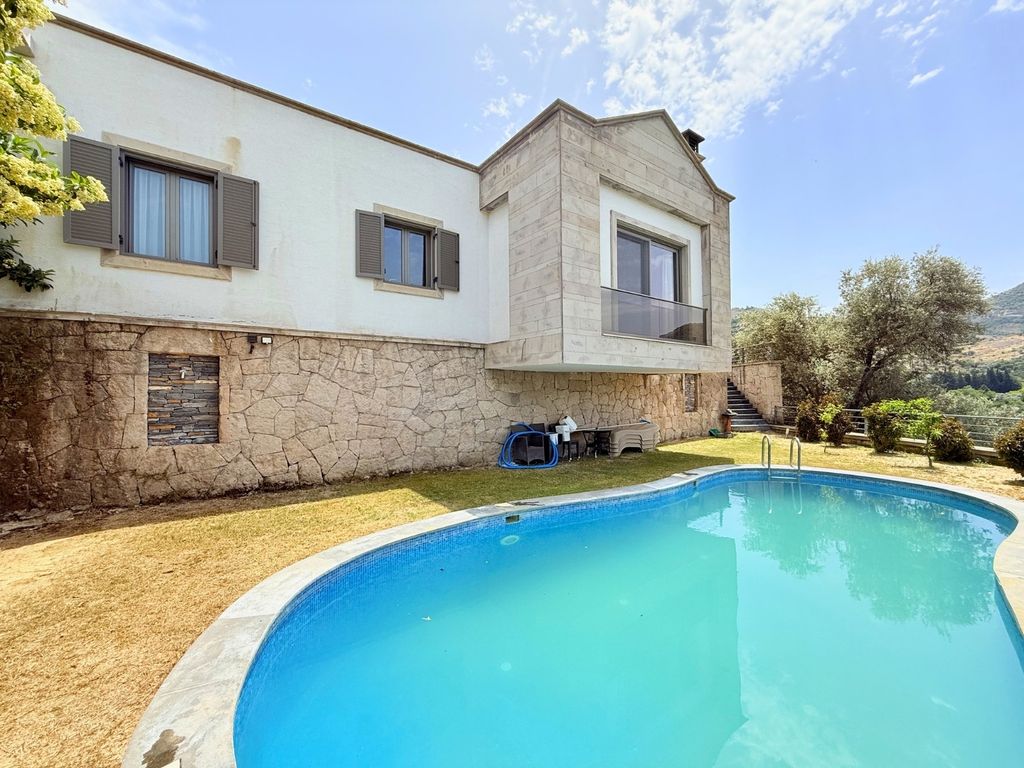Property photo 2 of 24 Flawless Property For Sale In Yalikavak - Beautiful Private Pool