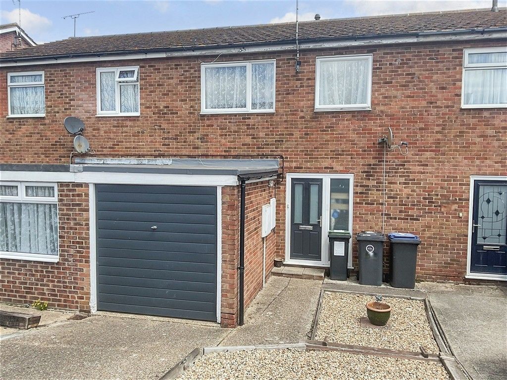 Property photo 1 of 4 Front