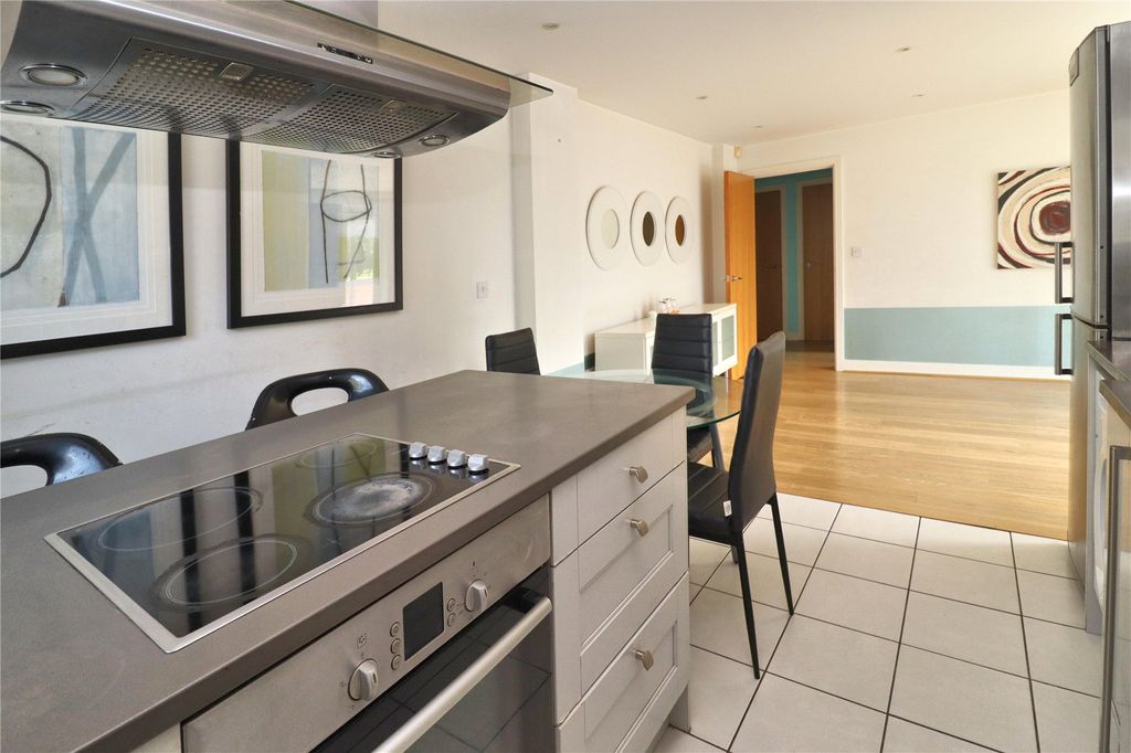 Property photo 3 of 11 Picture No. 25