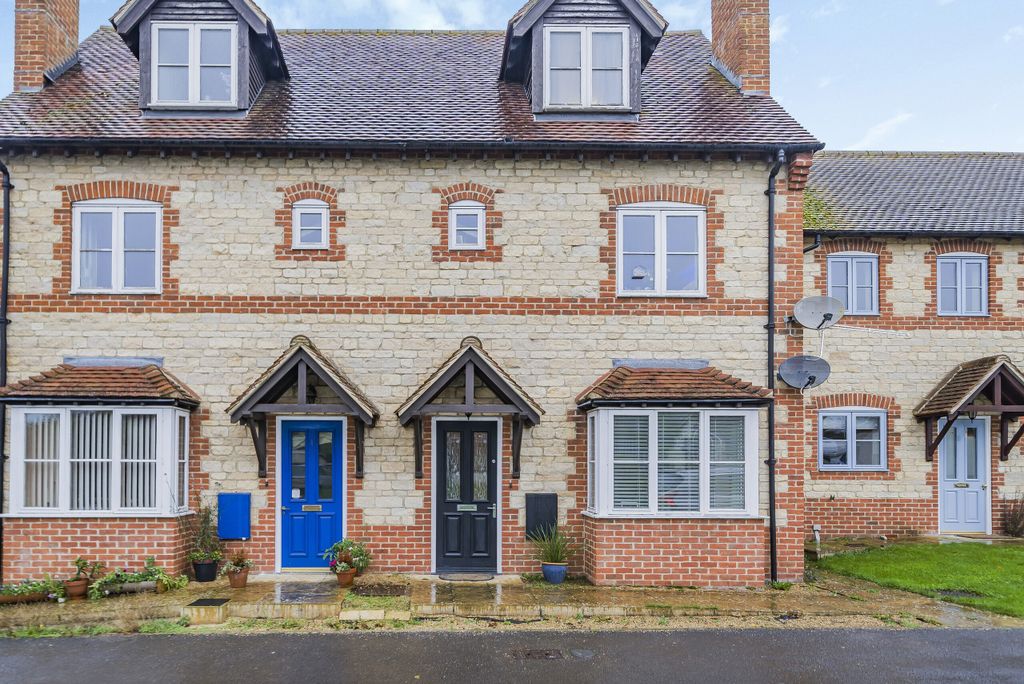 Property photo 1 of 11 9