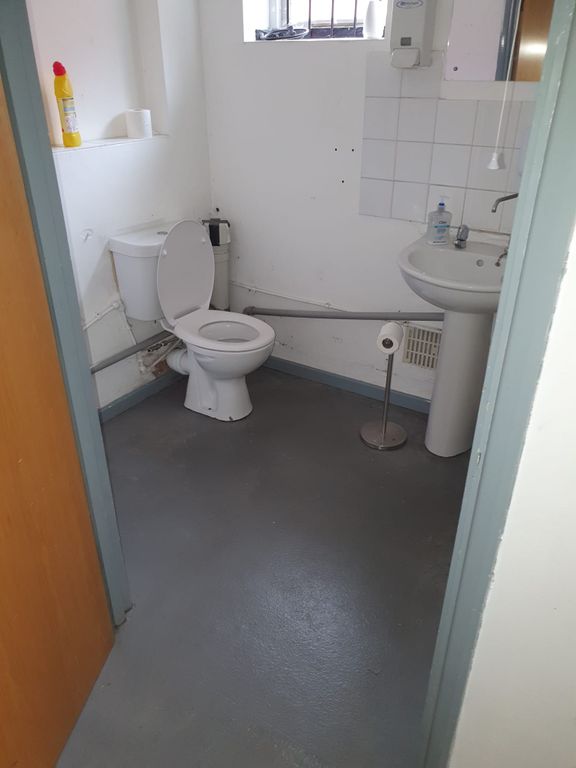 Property photo 3 of 4