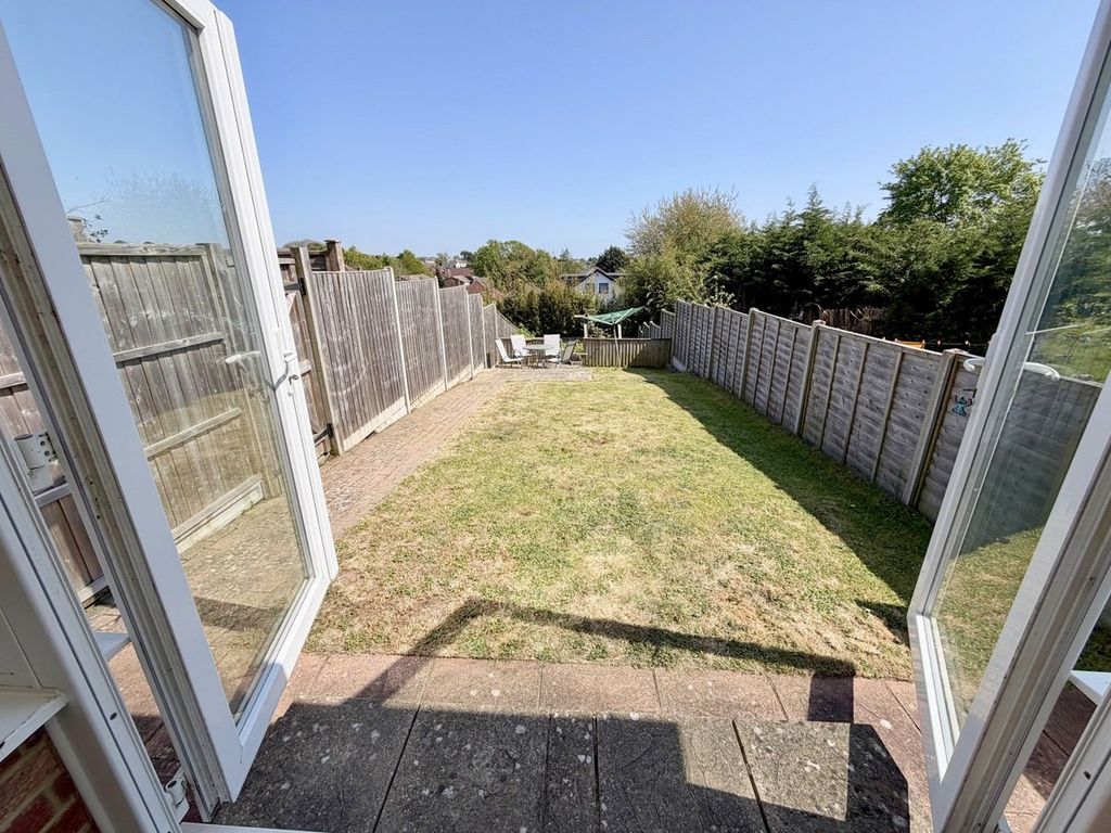Property photo 3 of 18