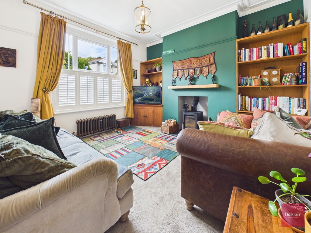 Property photo 3 of 25