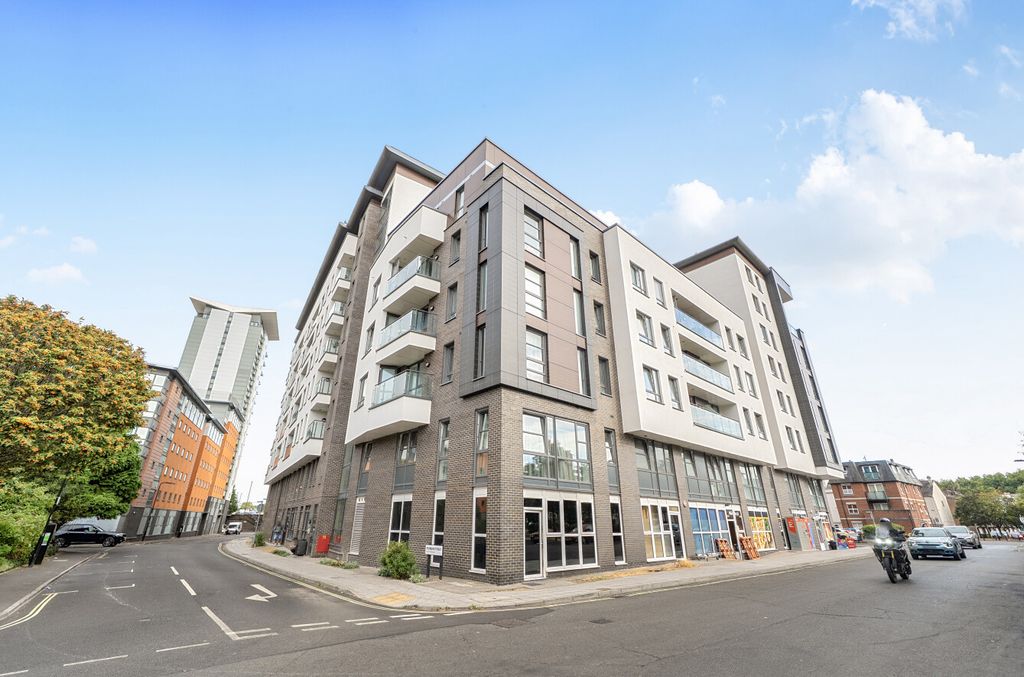 Property photo 1 of 9 1502881-19-6A8483...