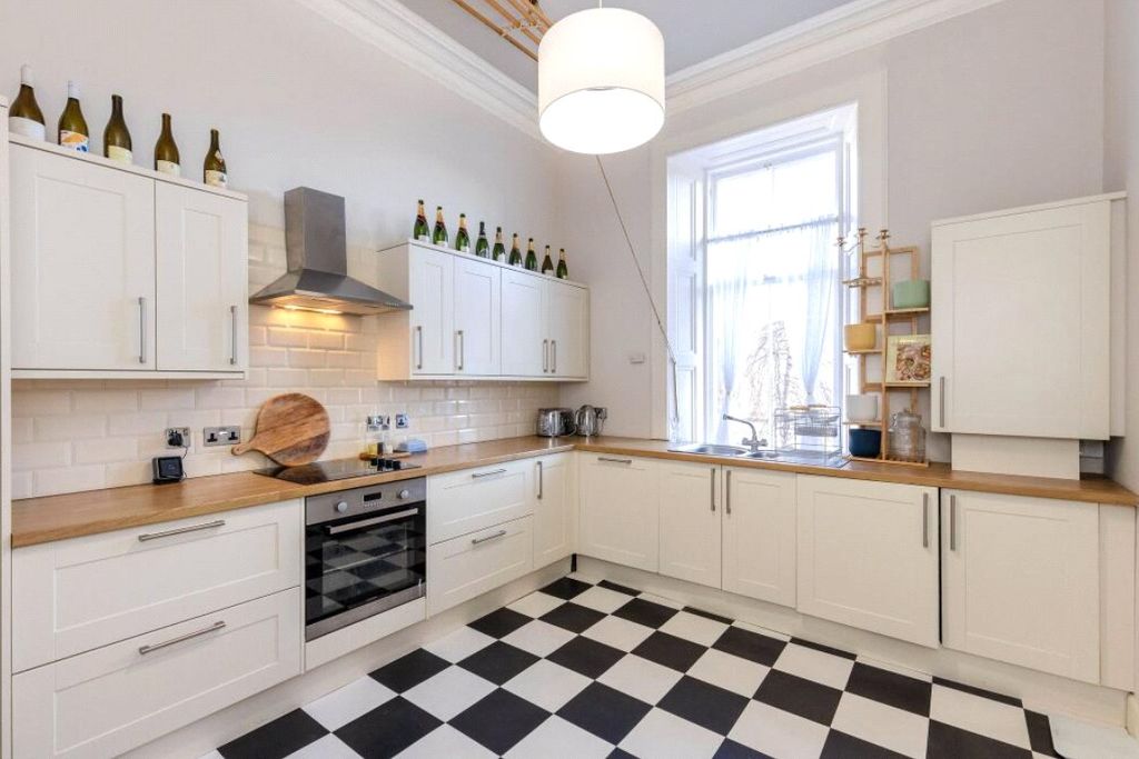 Property photo 2 of 5 Picture No. 04