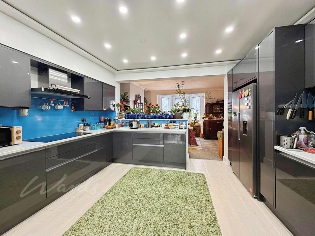 Property photo 2 of 4 Margate 50 Kitche...