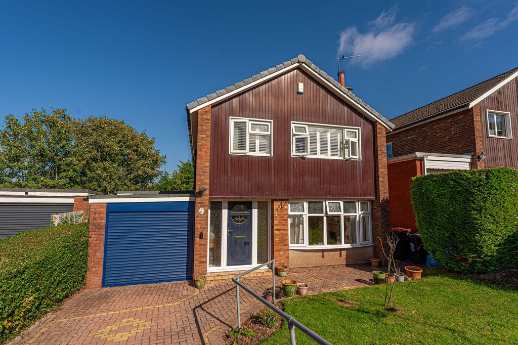 Property photo 1 of 39