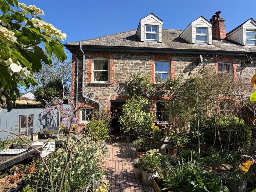 Property photo 1 of 19 Front To Use.Jpg