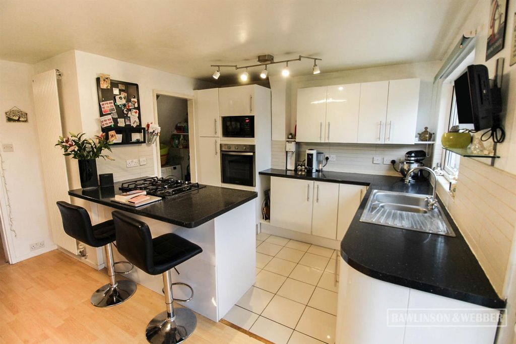 Property photo 3 of 13 Img_9684.Jpg