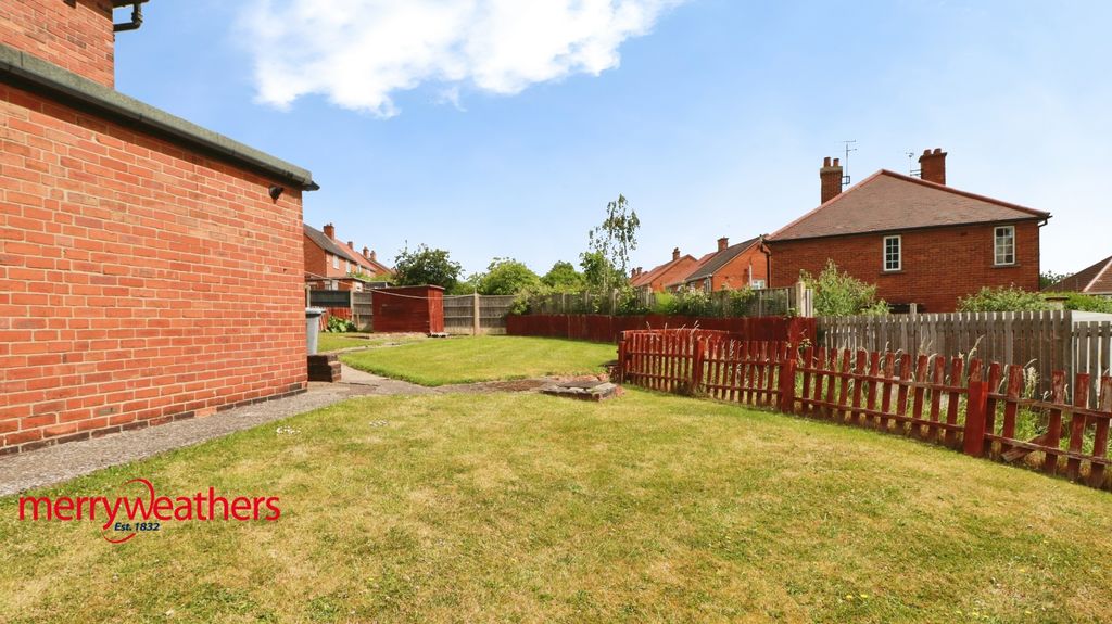 Property photo 3 of 14