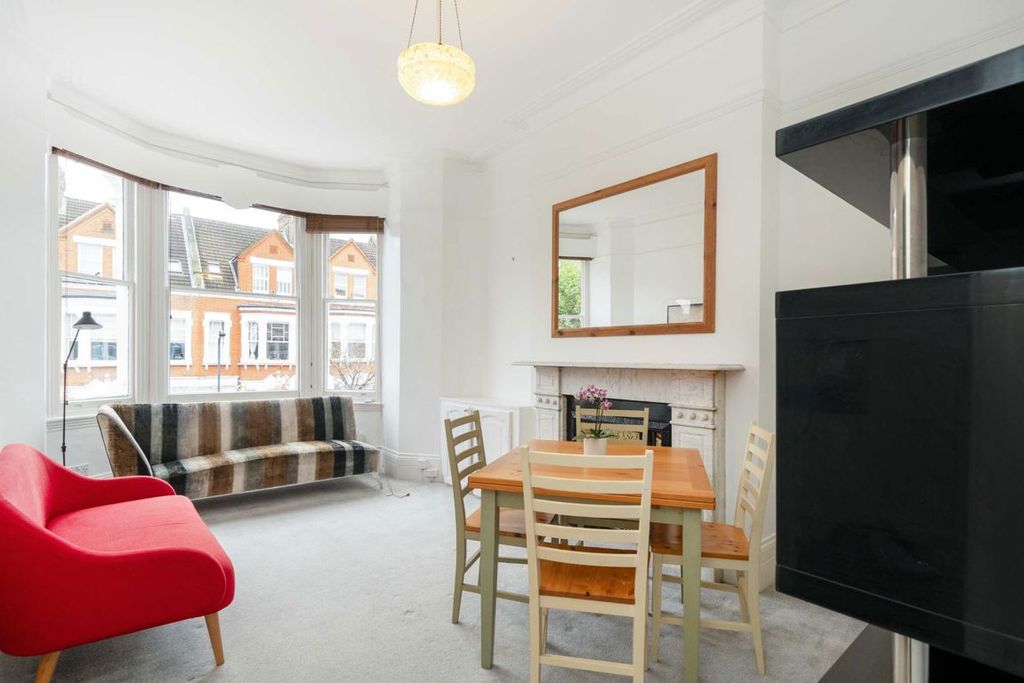 Property photo 2 of 5