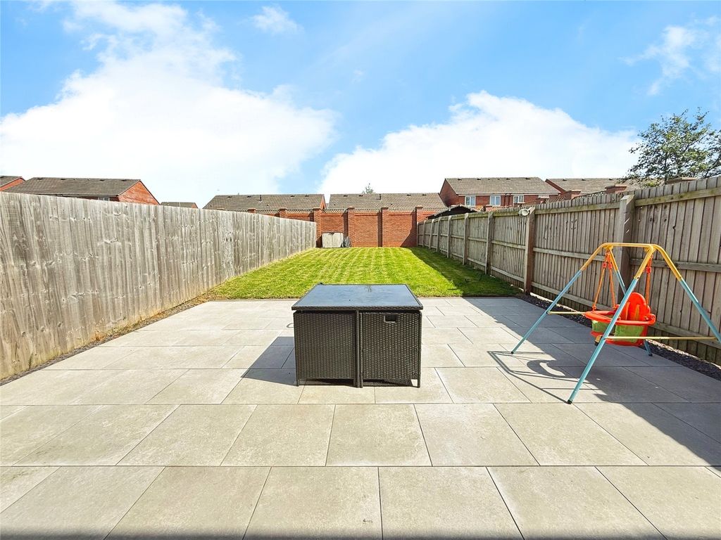 Property photo 2 of 19 Picture No. 01