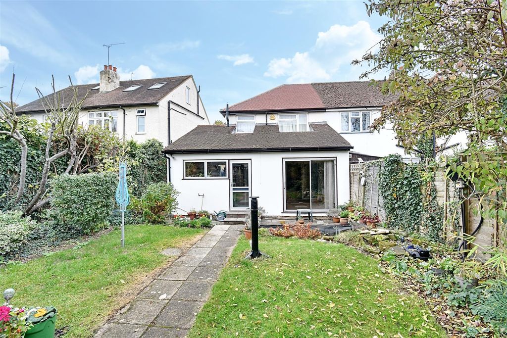 Property photo 2 of 20 Garden 2.Jpg