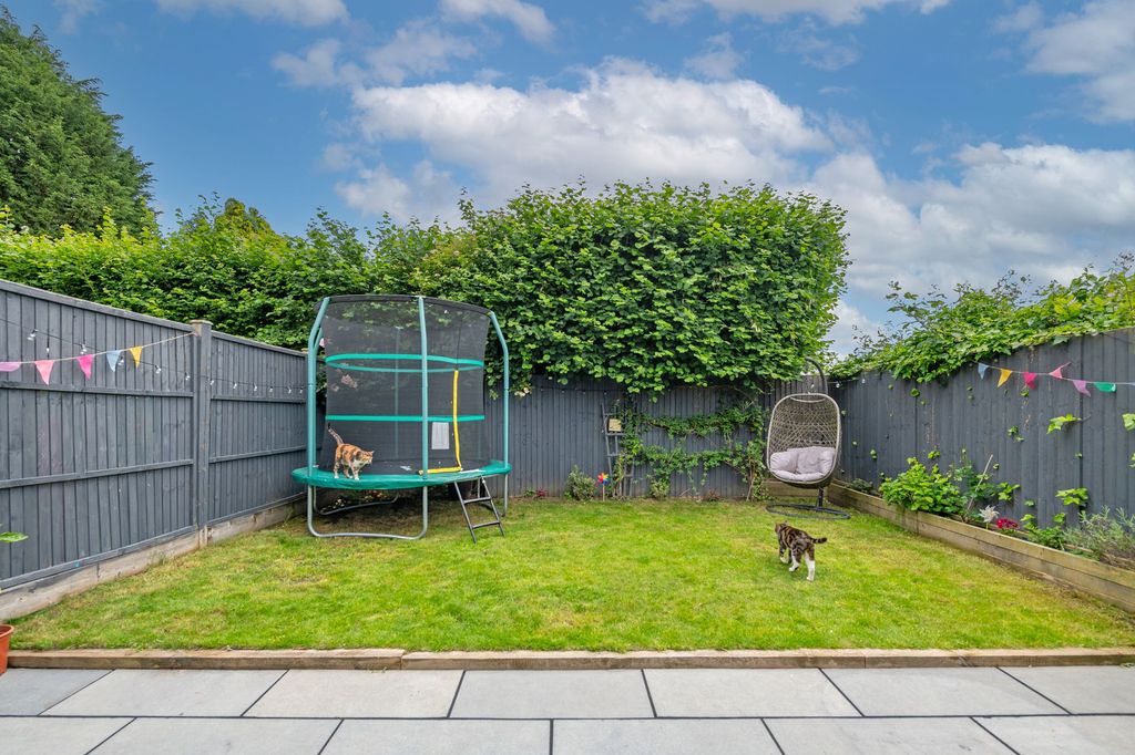 Property photo 3 of 24