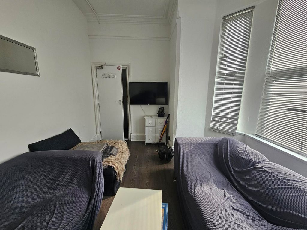 Property photo 2 of 8 Picture No. 02