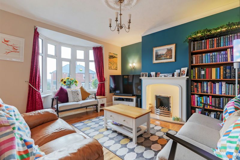 Property photo 1 of 28 Living Room