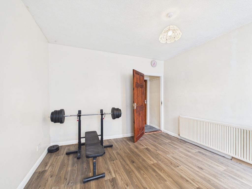 Property photo 2 of 11 Cam02136G0-Pr0571-Still009