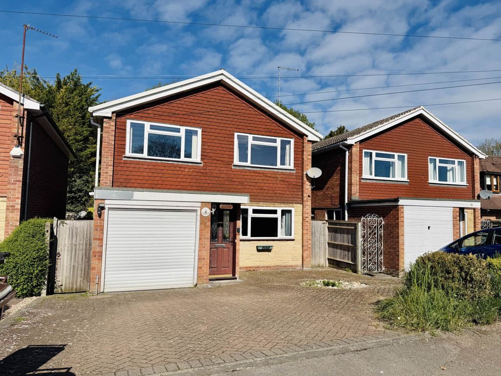 Property photo 1 of 16