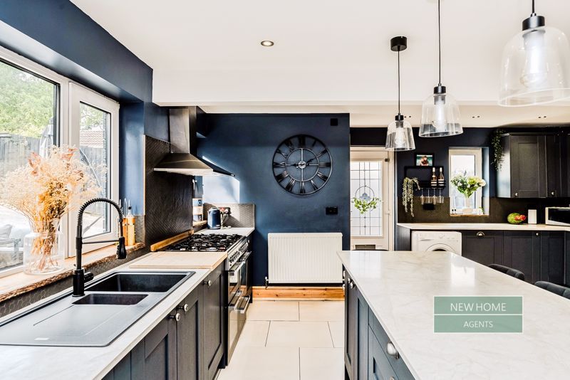 Property photo 3 of 24 Photo 16